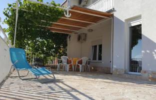 8-bedroom house 276 m² in Novi Vinodolski for 470,000 €
