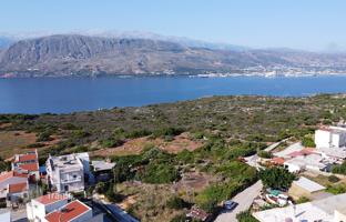 Land plot 1,600 m² in Akrotiri for 270,000 €