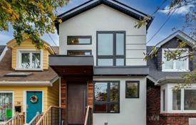 Townhome – East York, Toronto, Ontario,  Canada for C$1,842,000