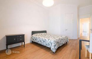 4-bedroom apartment 218 m² in Tbilisi (city) for $1,350,000