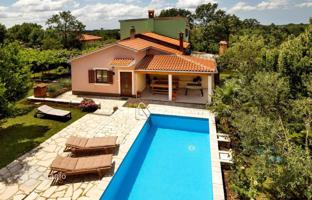 2-bedroom house 84 m² in Žminj for 315,000 €