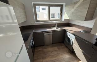 3-bedroom apartment 120 m² in Germasogeia for 700,000 €