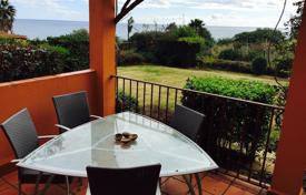 Three-room apartment with views of the Mediterranean Sea near the beach, La Alcaidesa, Cadiz, Spain for 140,000 €