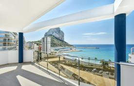 First-class three-bedroom apartment a step away from the sea, Calpe, Alicante, Spain for 882,000 €