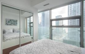 Apartment – York Street, Old Toronto, Toronto,  Ontario,   Canada for C$1,042,000