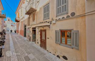 Traditional house just 500 m from the sea, Nafplio, Peloponnese, Greece for 550,000 €