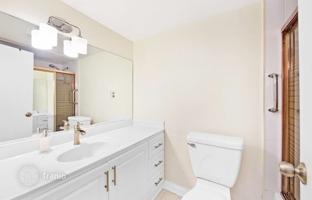 7-bedroom apartment in Eglinton Avenue East for C$735,000