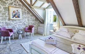 Villa – Cavtat, Dubrovnik Neretva County, Croatia. Price on request