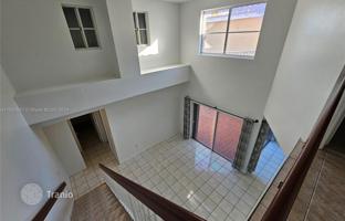 3-bedroom apartments in condo 134 m² in West End for $495,000