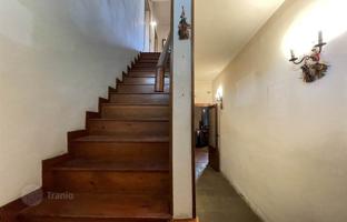6-bedroom apartment 202 m² in Florence for 750,000 €
