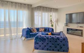 Stylish apartment on the first line from the beach in Calpe, Alicante, Spain for 460,000 €