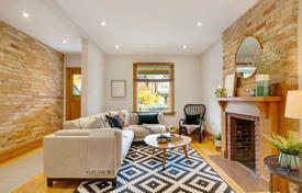 Terraced house – Old Toronto, Toronto, Ontario,  Canada for C$1,208,000