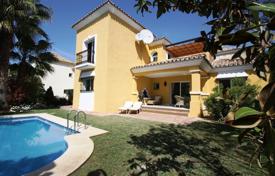 Two-storey villa 150 m from the beach, Marbella, Costa del Sol, Spain for 2,800 € per week