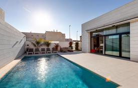 Single-storey villa close to the beach, Pilar de la Horadada, Spain for 372,000 €