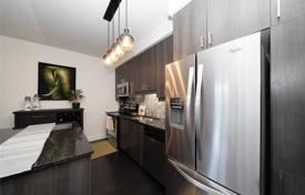 Apartment – The Queensway, Toronto, Ontario,  Canada for C$740,000