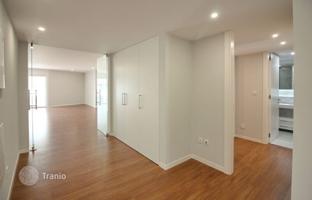 3-bedroom apartment 121 m² in Carcavelos for 765,000 €