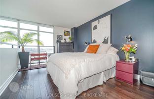 4-bedroom apartment in Etobicoke for C$961,000