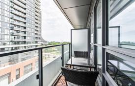 Apartment – Lake Shore Boulevard West, Etobicoke, Toronto,  Ontario,   Canada for C$900,000