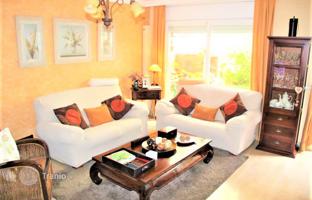 Cozy three-storey villa with a garage near the beach, Lloret de Mar, Spain for 368,000 €
