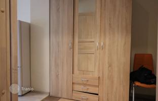 Terraced house 1,200 m² in Central District for 2,000,000 €