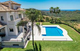 Villa for sale in Monte Mayor, Benahavis for 2,475,000 €