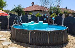 4-bedroom house 183 m² in Burgas (city) for 255,000 €