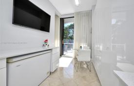 Condo – Yacht Club Drive, Aventura, Florida,  USA for $910,000
