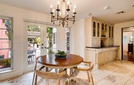 Townhome – Coral Gables, Florida, USA for $5,899,000