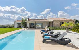Villa – Majorca (Mallorca), Balearic Islands, Spain for 3,260 € per week