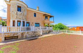 Stunning villa with panoramic views of the sea and Mount Teide in Tacoronte, Tenerife, Spain for 815,000 €