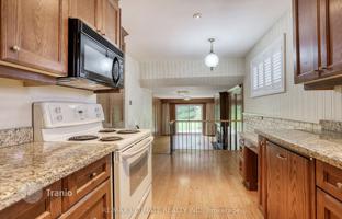11-bedroom house in Scarborough for C$1,764,000