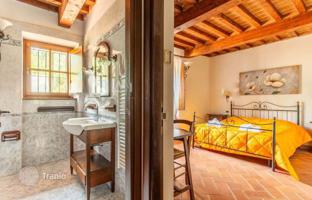 7-bedroom villa 400 m² in Massa Marittima for 750,000 €