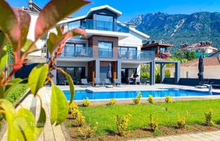 4-bedroom villa 310 m² in Fethiye for 51,752,000 TRY