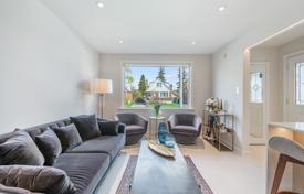 Townhome – East York, Toronto, Ontario,  Canada for C$1,391,000