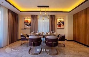 6-bedroom villa 484 m² in Beylikdüzü for 69,335,000 TRY