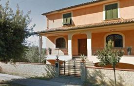 Modern villa with a garden in Cecina, Tuscany, Italy for 650,000 €