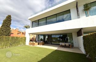 Four-level luxury townhouse with parking in Nueva Andalucia, Andalucia, Spain for 4,400,000 €