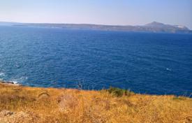 Large plot of land with communications, on the first line from the sea, Chania, Greece for 600,000 €