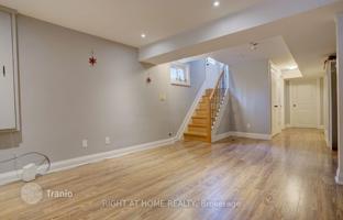 11-bedroom house in Scarborough for C$1,811,000