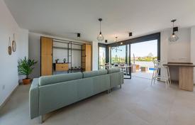 Modern villas with private pool within 500m of the beach in Playa Honda for 359,000 €