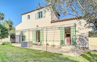 4-bedroom villa in Antibes for 1,440,000 €