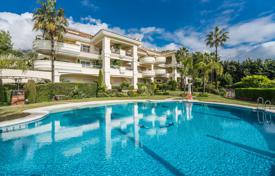 Apartments for sale in Marbella. Stylish and Elegant Garden-level Apartment in Monte Castillo, Altos Reales, Marbella Golden Mile Apartments for sale in Marbella. Stylish and Elegant Garden-level Apartment in Monte Castillo, Altos Reales, Marbella Golden Mile