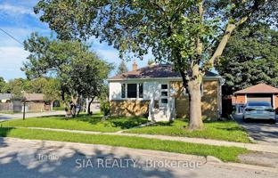 12-bedroom house in Etobicoke for C$1,646,000