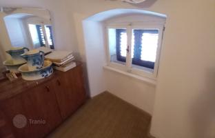 4-room house 323 m² in Vodnjan for 265,000 €