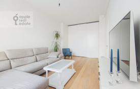 2-bedrooms apartment 55 m² in district Khamovniki, Russia for 37,500 ₽ per week