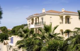 Villa in Coral Bay Resort for 621,000 €