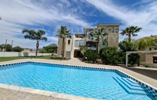 3-bedroom apartment 175 m² in Livadia for 509,000 €