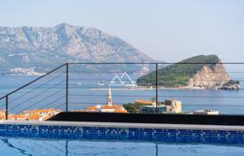 Luxurious 3-bedroom penthouse with panoramic seaview in Budva for 757,000 €