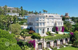 2-bedroom apartment in Californie - Pezou for 950,000 €