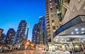 Apartment – Harbour Square, Old Toronto, Toronto,  Ontario,   Canada for C$860,000